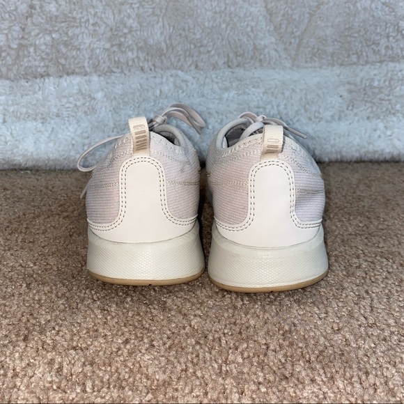 Cream/Tan Nike Sneakers - Picture 7 of 8